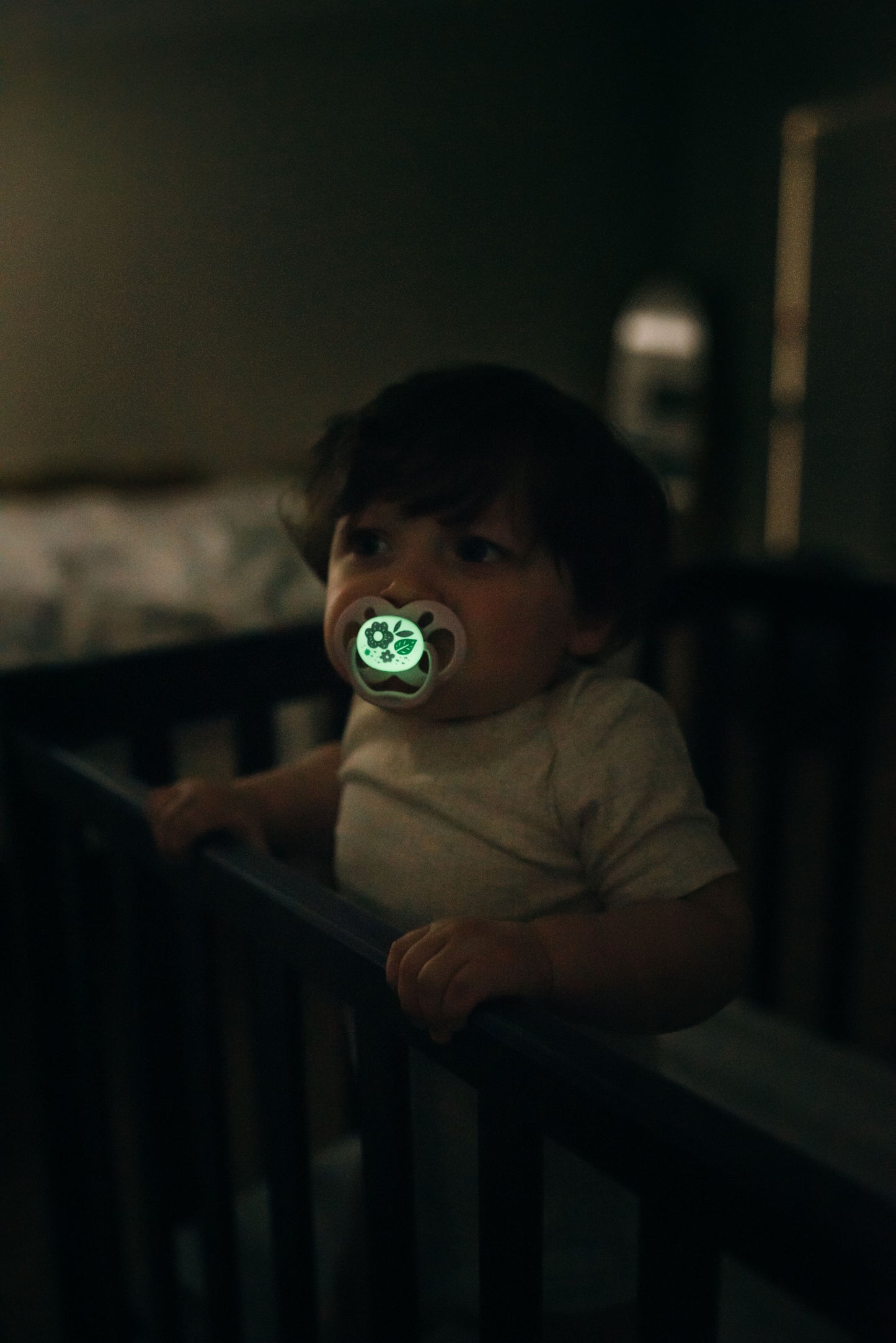 Dr Brown's Advantage Glow in the Dark Soother 6-18 Month - Pink