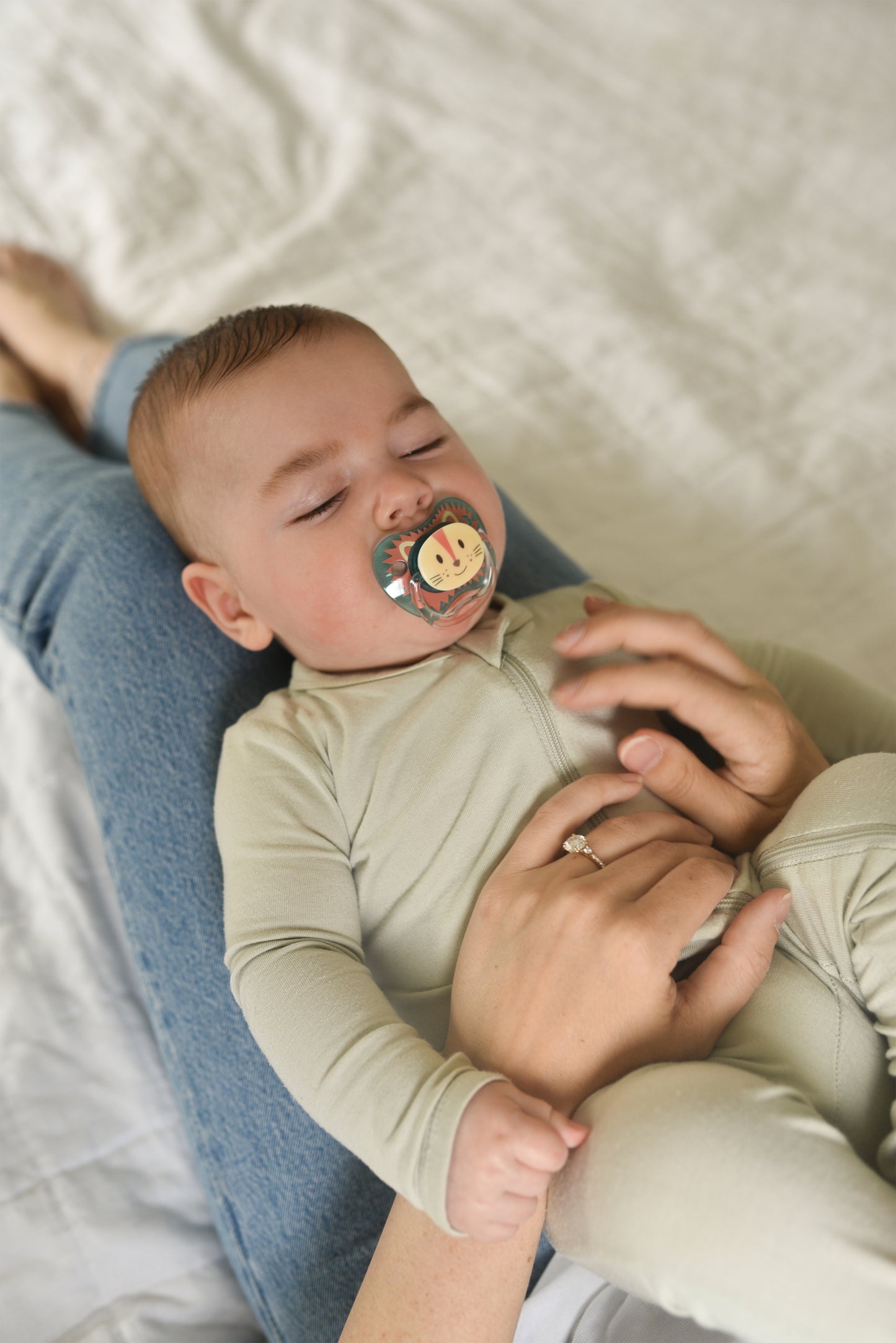 Dr Brown's PreVent Soothers  - Animal Faces, 0-6 Month